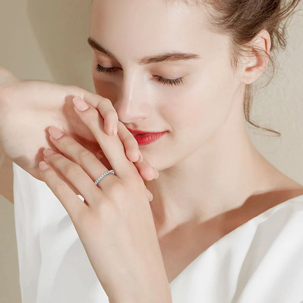 <tc>Moissanit-Eternity-Ring D 2 mm </tc>