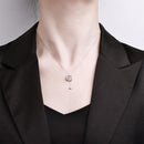 <tc>Katzenanhänger-Halskette mit Süßwasserperle aus 925er Silber und Moissanit</tc>